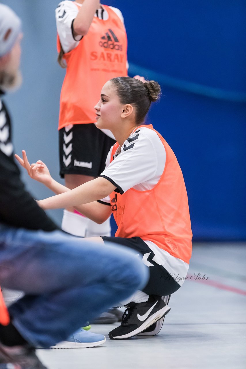 Bild 205 - wCJ Futsalmeisterschaft Runde 1